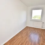 Rent 4 bedroom apartment of 69 m² in Chemnitz