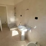 Rent 3 bedroom apartment of 95 m² in Bari