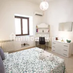 Rent 4 bedroom apartment of 100 m² in Palermo