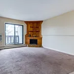 Rent 3 bedroom apartment of 91 m² in Saskatoon