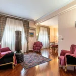 Rent 6 bedroom apartment of 188 m² in Palermo