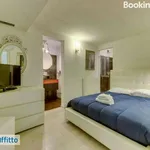 Rent 3 bedroom apartment of 200 m² in Rome