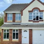 Rent 4 bedroom flat in Yorkshire And The Humber