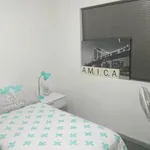 Rent 1 bedroom apartment of 70 m² in Cape Town