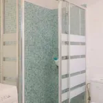 Rent a room in madrid