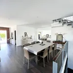 Rent 5 bedroom house of 430 m² in Marbella