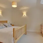 Rent 4 bedroom house in Kent