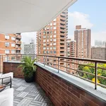 Rent 3 bedroom apartment of 88 m² in New York