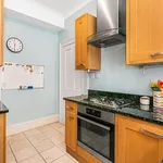 Rent 3 bedroom flat in Brighton