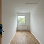 Miete 3 Schlafzimmer wohnung von 57 m² in Helbersdorf