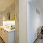 Rent a room of 117 m² in lisbon