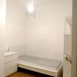 Rent a room in lisbon