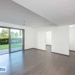 Rent 6 bedroom apartment of 141 m² in Genoa