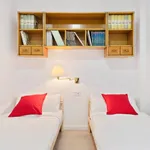 Rent 3 bedroom apartment in Barcelona