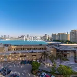 Rent 2 bedroom apartment of 159 m² in Palm Jumeirah