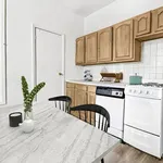 Rent 2 bedroom apartment in Manhattan