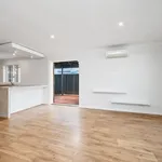 Rent 3 bedroom house in Scarborough