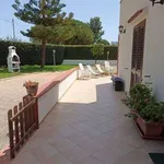 Rent 4 bedroom house of 130 m² in Syracuse