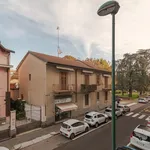 Rent 1 bedroom apartment in Milan