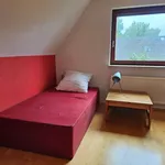 Miete 4 Schlafzimmer wohnung von 120 m² in Pinneberg