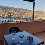 Rent 2 bedroom house of 80 m² in Funchal