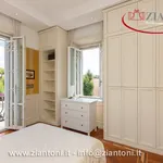 Rent 5 bedroom house of 1 m² in Rome