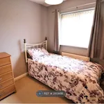 Rent 3 bedroom house in Wales