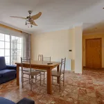 Rent 3 bedroom apartment in Granada