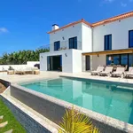 Rent 5 bedroom house of 300 m² in Ponta do Sol