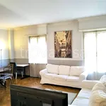 Rent 2 bedroom apartment of 85 m² in Torino