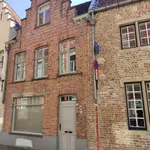 Huur 2 slaapkamer huis van 44 m² in Brugge