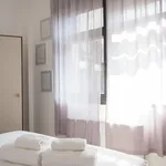 Rent 1 bedroom apartment in Milan