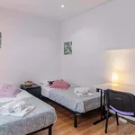 Rent 5 bedroom apartment in Porto