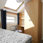 Rent 3 bedroom flat in South West England