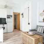 Rent 1 bedroom apartment of 36 m² in barcelona