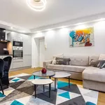 Rent 1 bedroom apartment of 55 m² in Paris