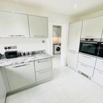 Rent 4 bedroom flat in West Midlands