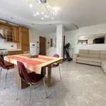 Rent 3 bedroom apartment of 105 m² in Trescore Balneario