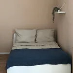 Rent 1 bedroom apartment of 40 m² in Berlin