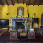 Rent 5 bedroom house in Setúbal