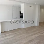 Rent 2 bedroom apartment of 114 m² in Loures