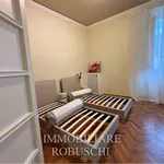 Rent 7 bedroom apartment of 210 m² in Firenze