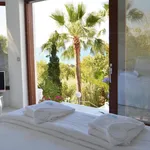 Rent 5 bedroom house in Cala Vadella