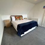 Rent 5 bedroom flat in Dundee