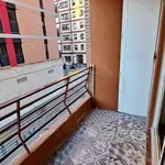 Rent a room of 100 m² in valencia