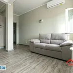 Rent 2 bedroom apartment of 80 m² in Genoa