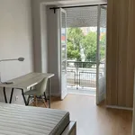 Rent a room in lisbon