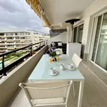 Rent 2 bedroom apartment of 1076 m² in Marbella