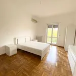 Affitto 5 camera appartamento di 153 m² in Rome