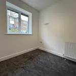 Rent 3 bedroom flat in Calderdale